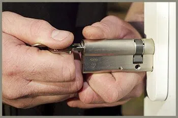 Fuller Park IL Locksmith Store Fuller Park, IL 773-432-4915